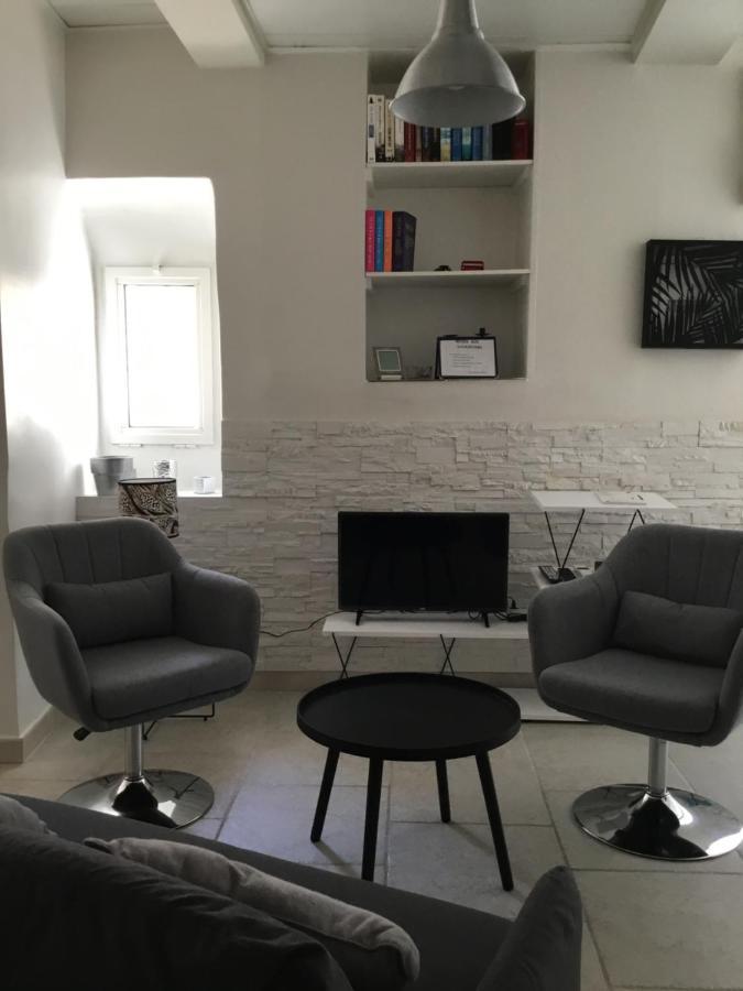 Agréable maison de village provençal Volx Esterno foto